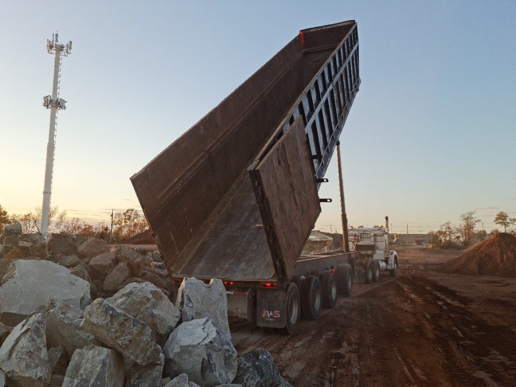 Al Quraish Logistics heavy dump truck operations in Pakistan